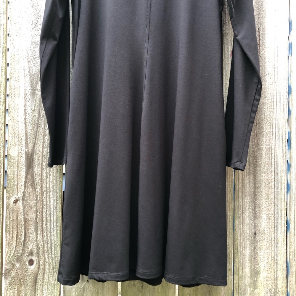 Karen Kane Quinn Turtleneck Dress Size L Black Jersey Swing Pockets - Picture 12 of 12